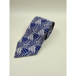 Charvet Place Vendôme Silk Tie Blue Geometric Pattern Made in France 3.75” x 58”